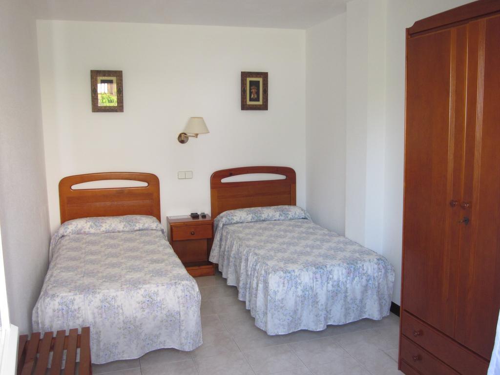 Habitaciones Lopez Azcona Noja Oda fotoğraf