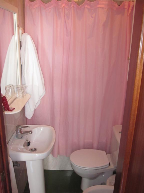 Habitaciones Lopez Azcona Noja Oda fotoğraf